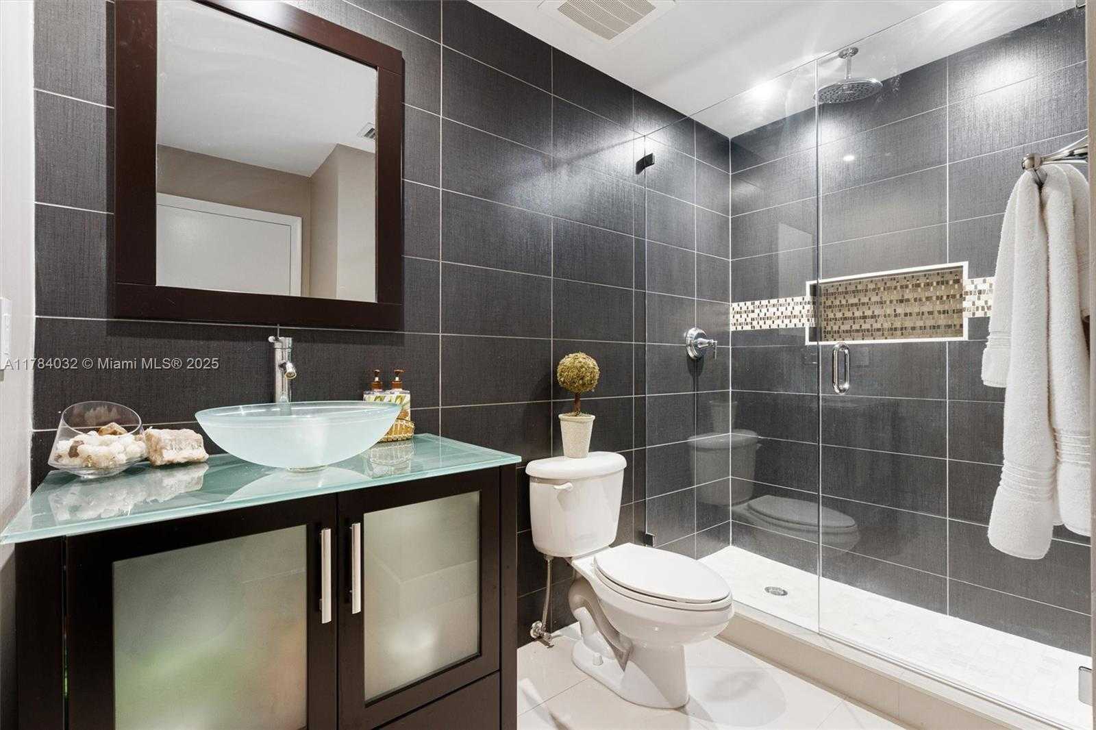 Small Image of 3340 NORTH EAST 190TH ST #404, Aventura Number 19