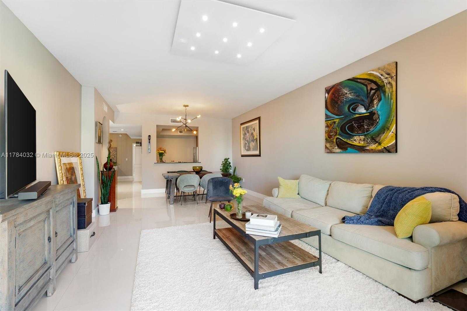 Small Image of 3340 NORTH EAST 190TH ST #404, Aventura Number 3