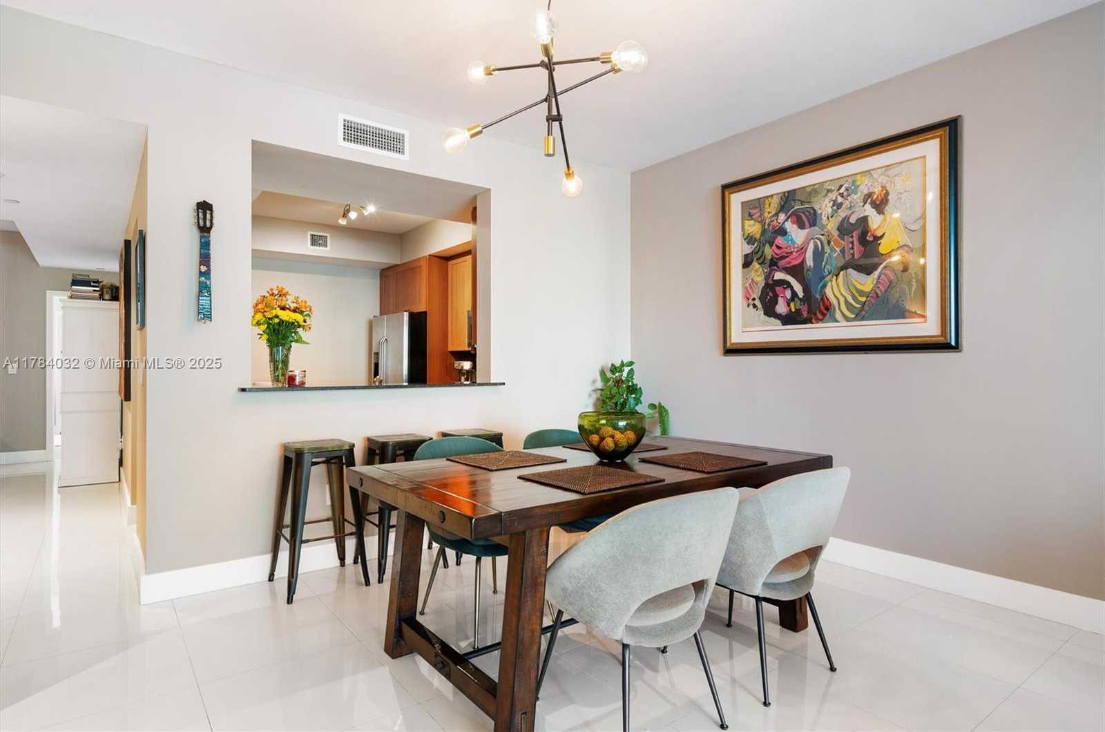 Small Image of 3340 NORTH EAST 190TH ST #404, Aventura Number 6