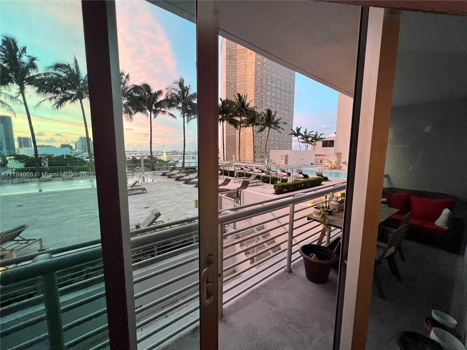 Small Image of 325 SOUTH BISCAYNE BLVD #1218, Miami Number 19