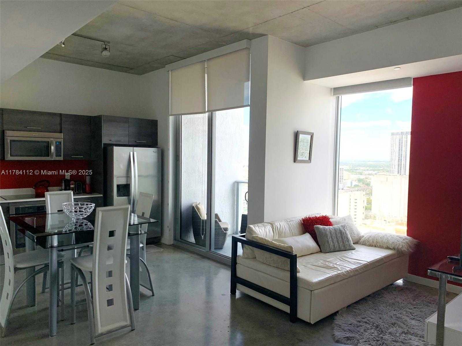 Small Image of 151 SOUTH EAST 1ST ST #3208, Miami Number 9