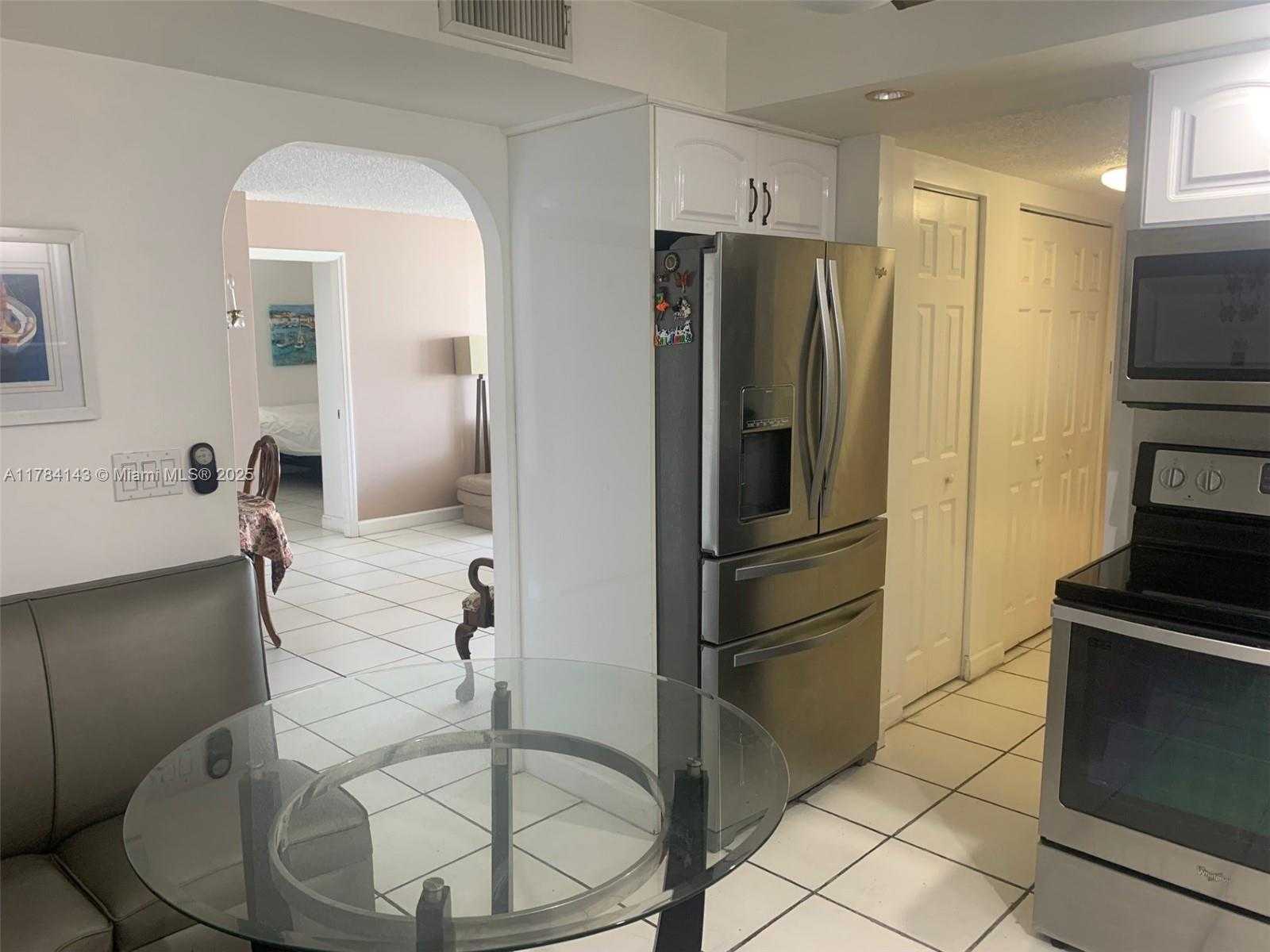 Small Image of 230 174TH ST #2410, Sunny Isles Beach Number 2