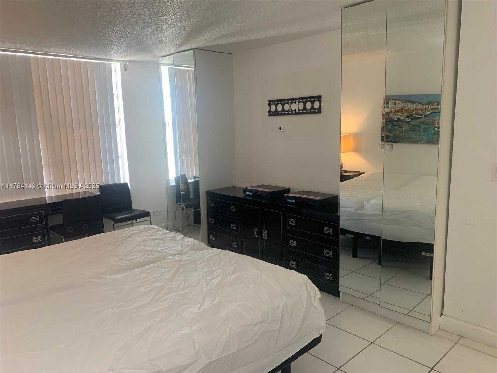 Small Image of 230 174TH ST #2410, Sunny Isles Beach Number 7