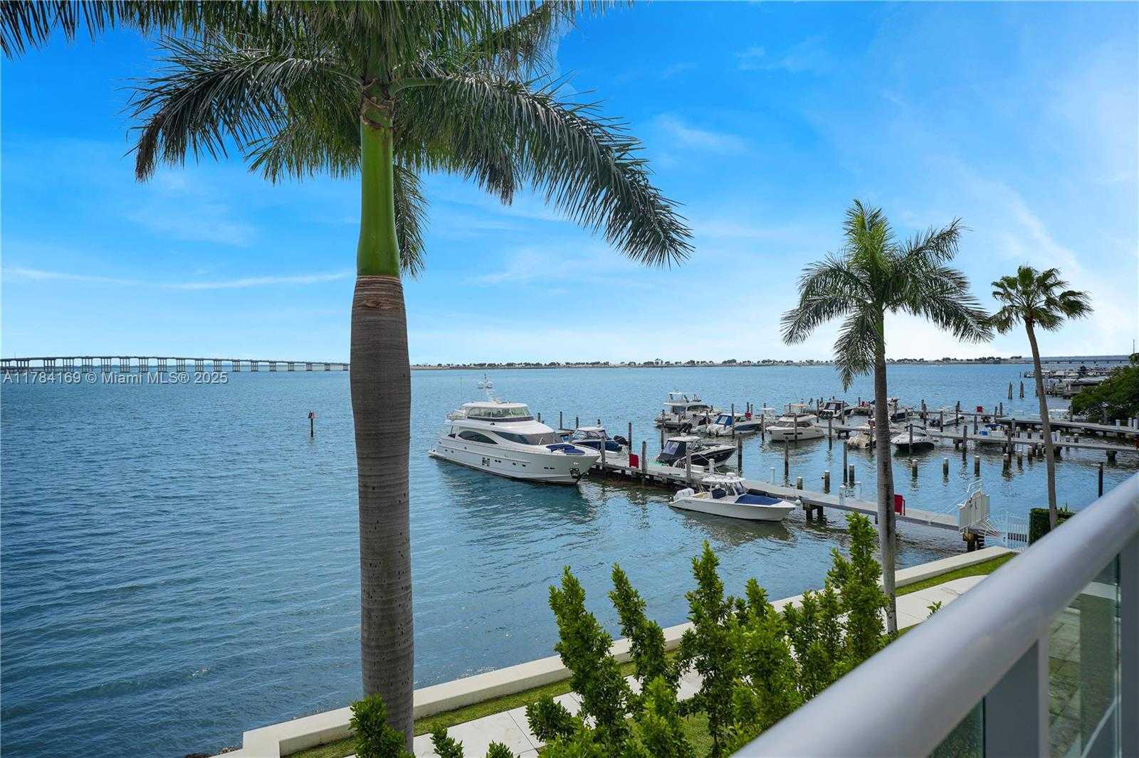 Small Image of 1541 BRICKELL AVE #A1201, Miami Number 7