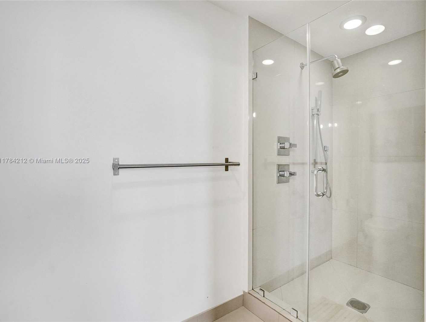 Small Image of 600 NORTH EAST 27TH ST #1502, Miami Number 10