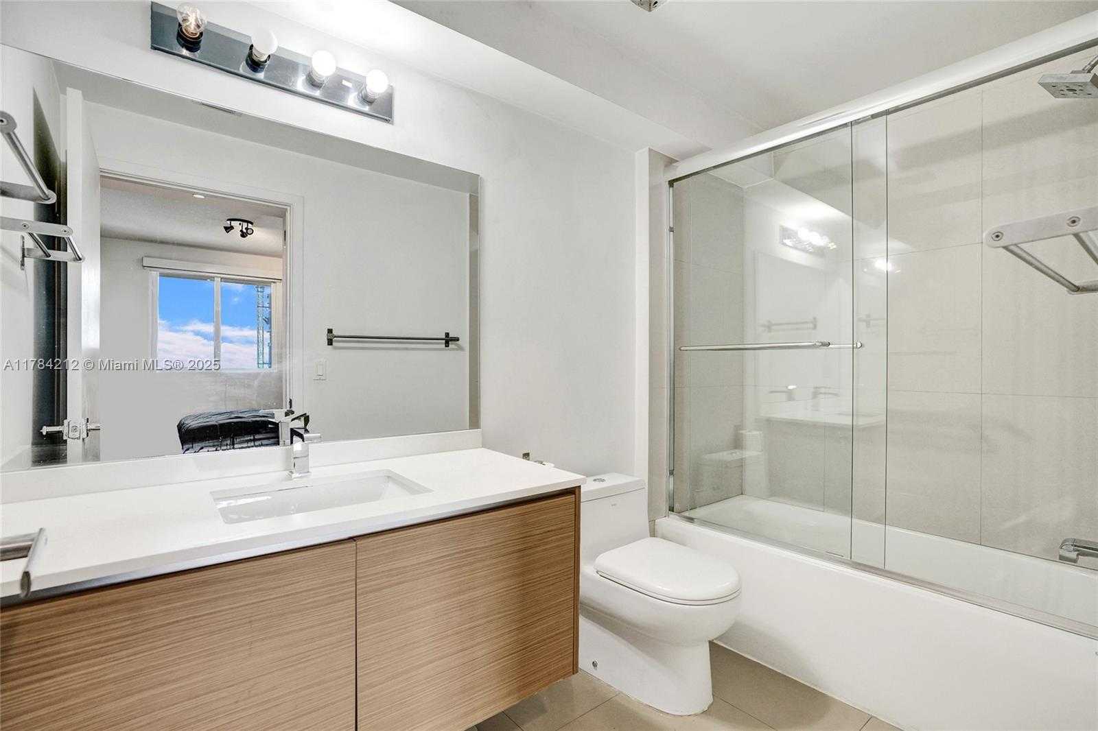 Small Image of 600 NORTH EAST 27TH ST #1502, Miami Number 12