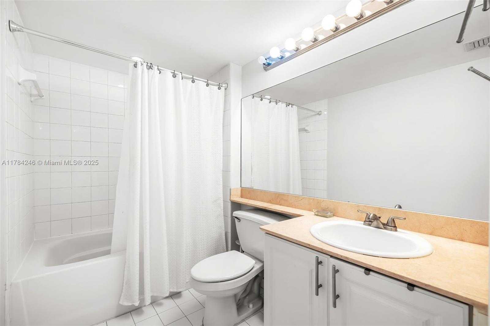 Small Image of 90 ALTON RD #1706, Miami Beach Number 11