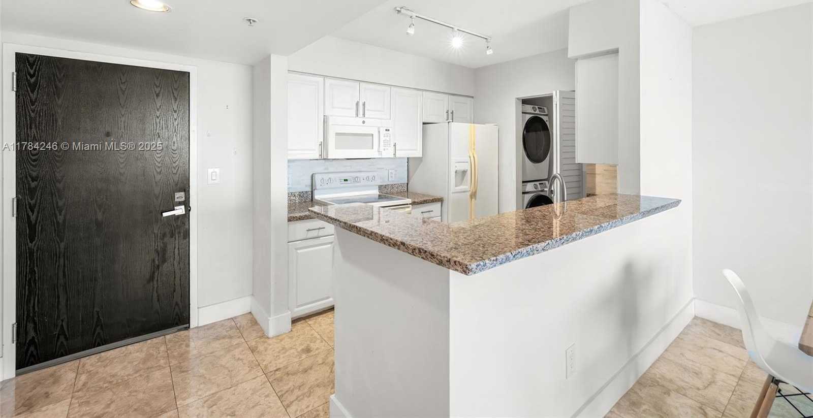 Small Image of 90 ALTON RD #1706, Miami Beach Number 7