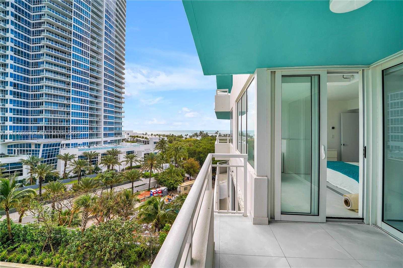 Small Image of 400 SOUTH POINTE DR #604, Miami Beach Number 17