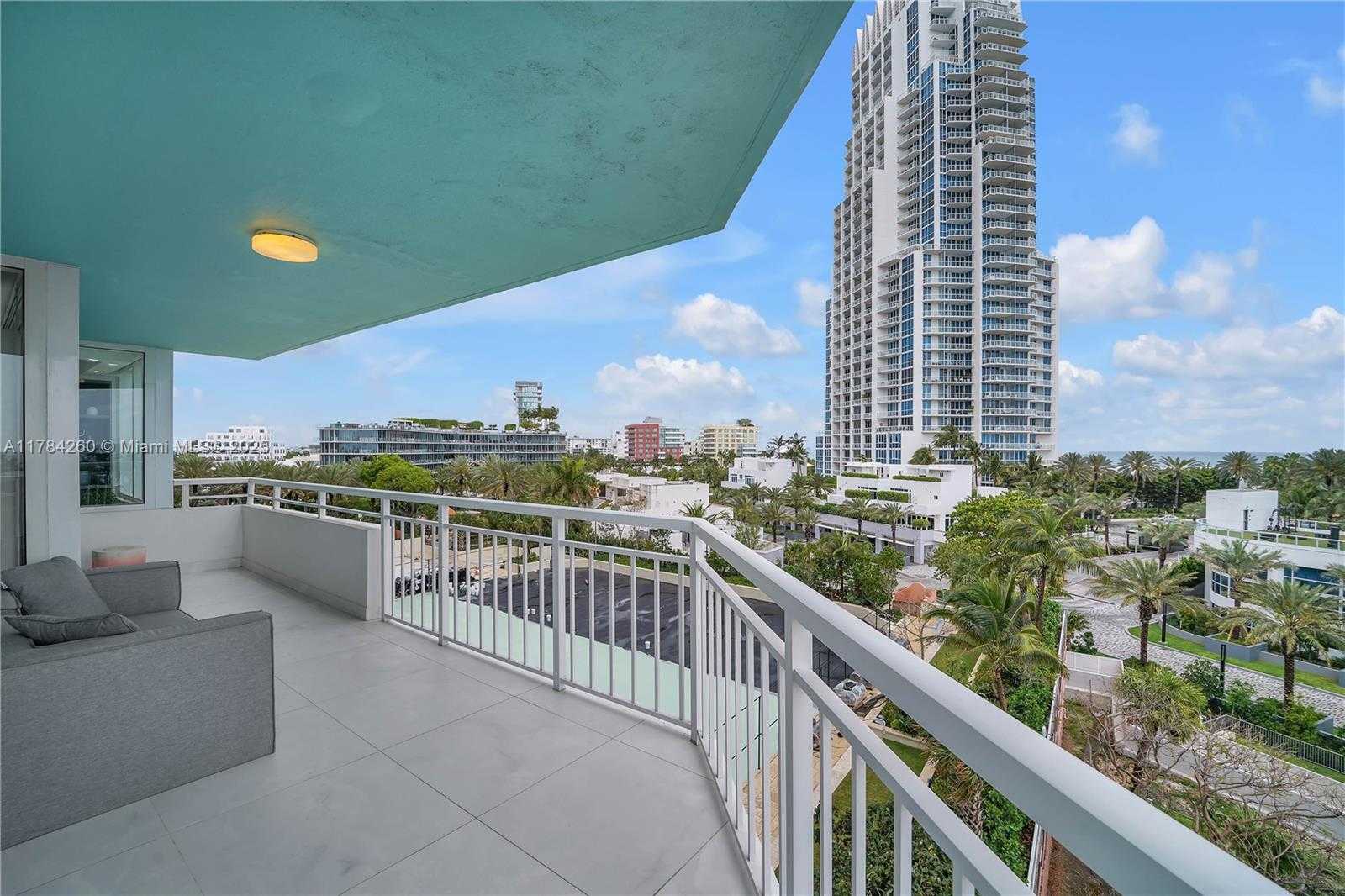 Small Image of 400 SOUTH POINTE DR #604, Miami Beach Number 37