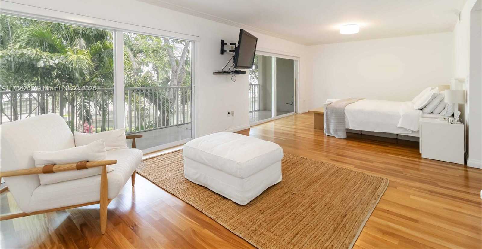 Small Image of 3023 NORTH EAST QUAYSIDE LN #12, Miami Number 11