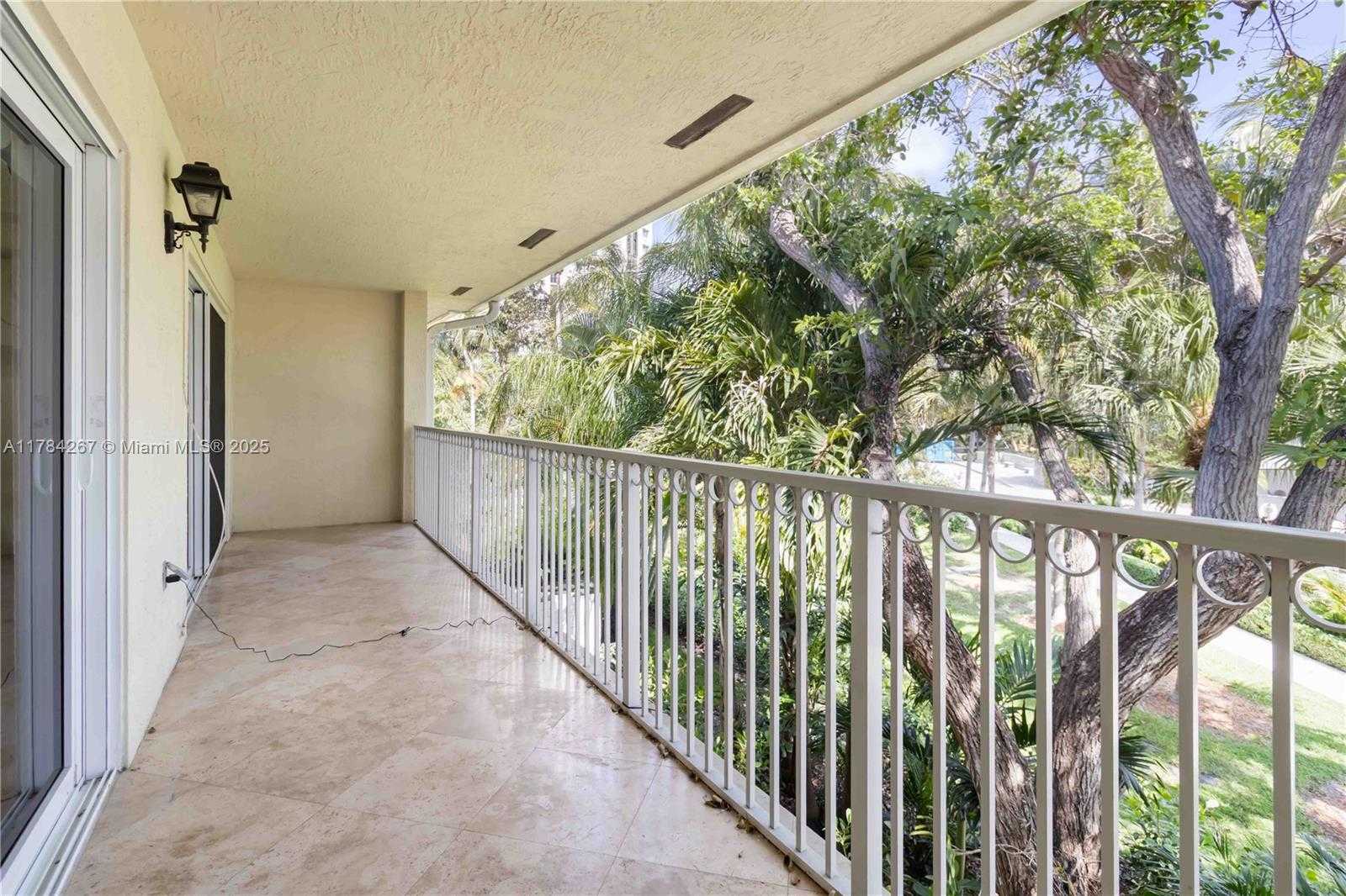 Small Image of 3023 NORTH EAST QUAYSIDE LN #12, Miami Number 18