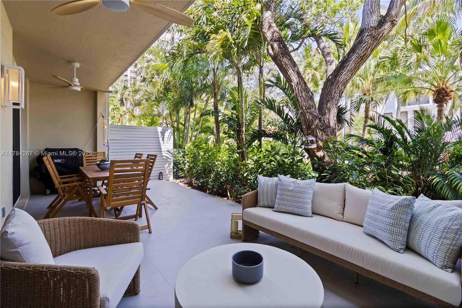 Small Image of 3023 NORTH EAST QUAYSIDE LN #12, Miami Number 29