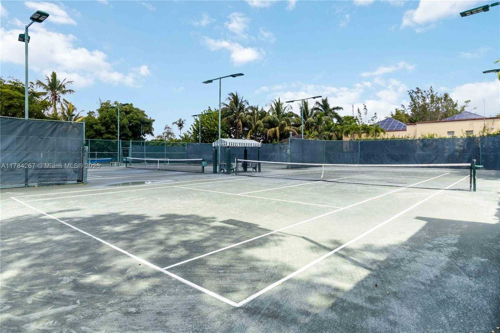 Small Image of 3023 NORTH EAST QUAYSIDE LN #12, Miami Number 49