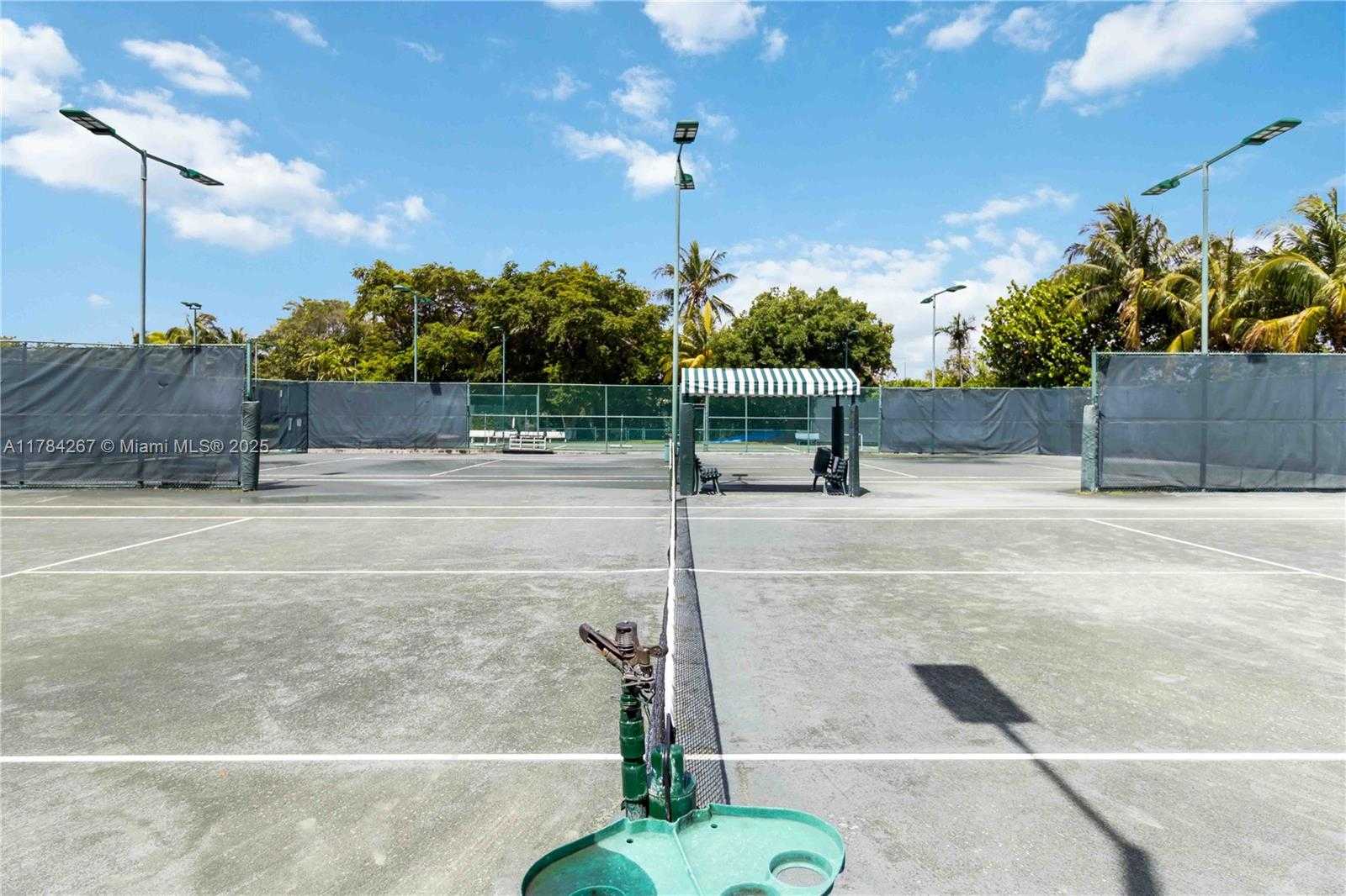 Small Image of 3023 NORTH EAST QUAYSIDE LN #12, Miami Number 50