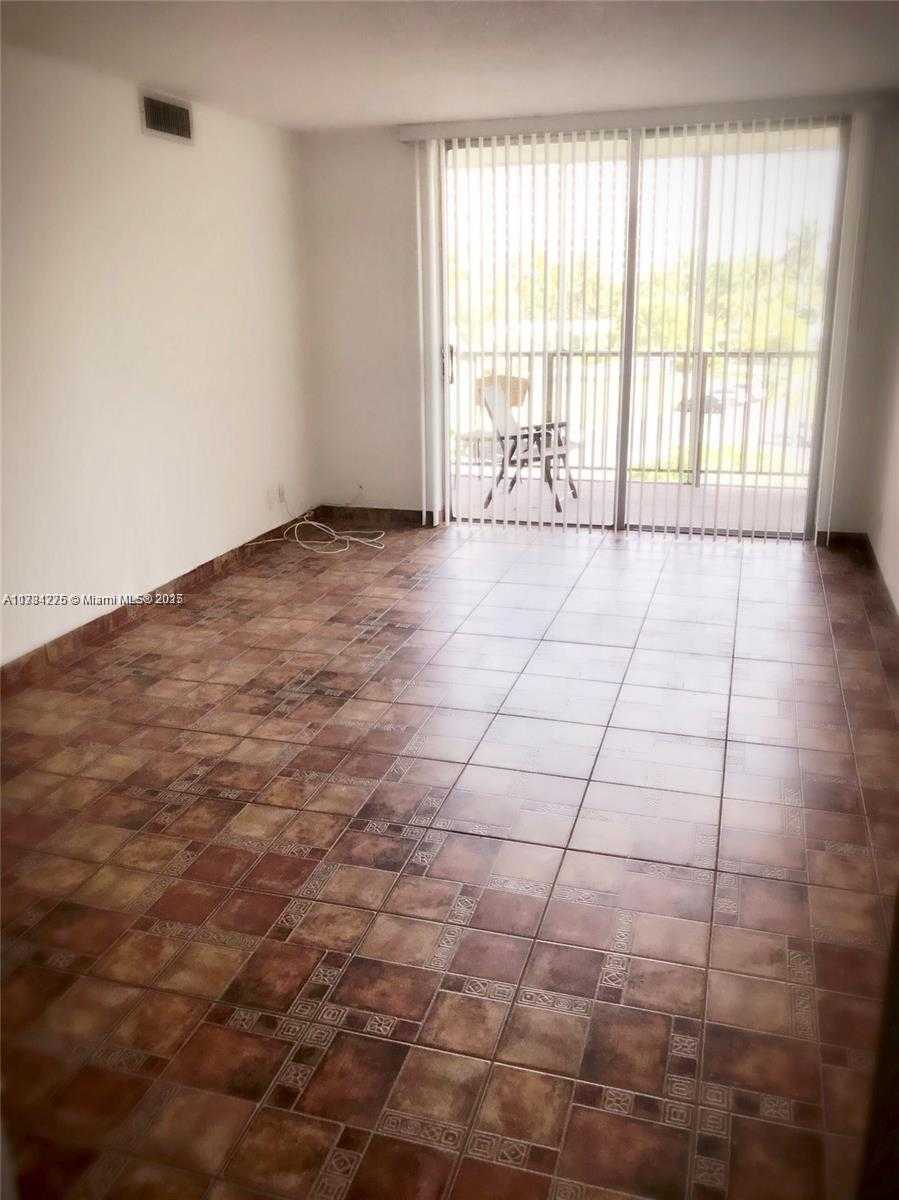 Imagen de Pequeño Objeto