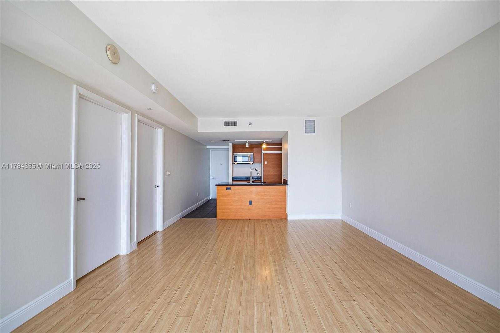 Small Image of 50 BISCAYNE BLVD #1707, Miami Number 11
