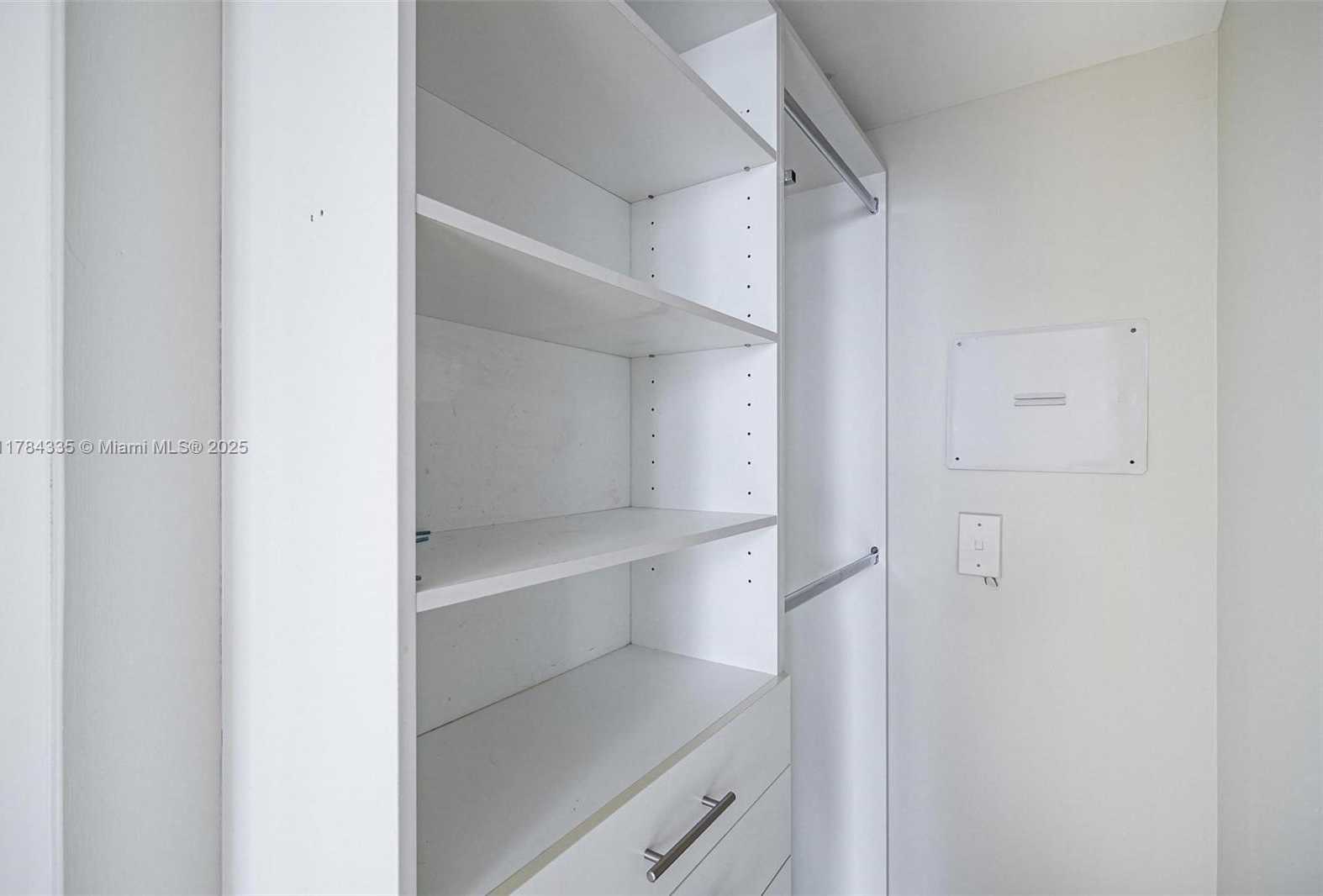 Small Image of 50 BISCAYNE BLVD #1707, Miami Number 14
