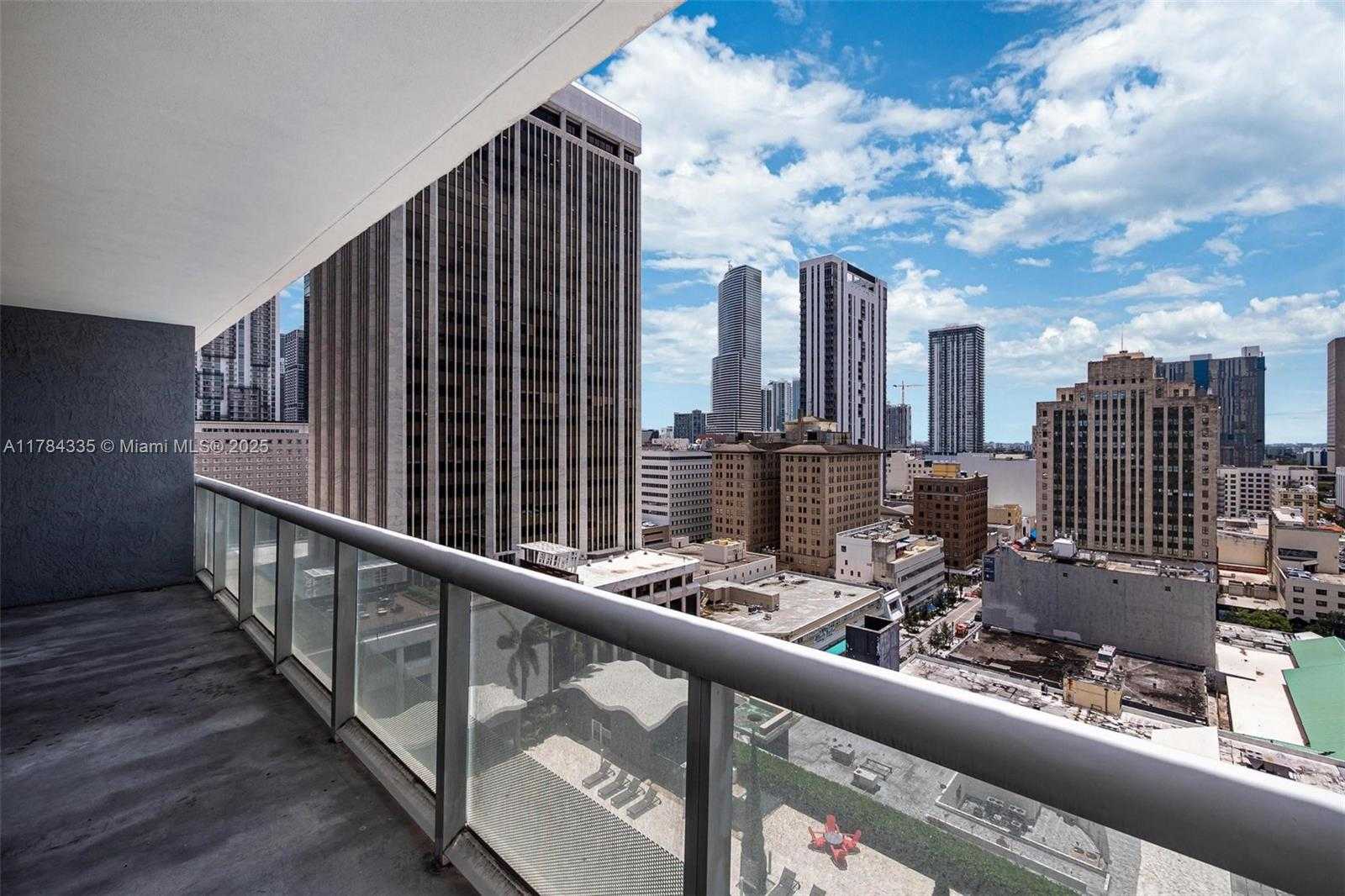 Small Image of 50 BISCAYNE BLVD #1707, Miami Number 16