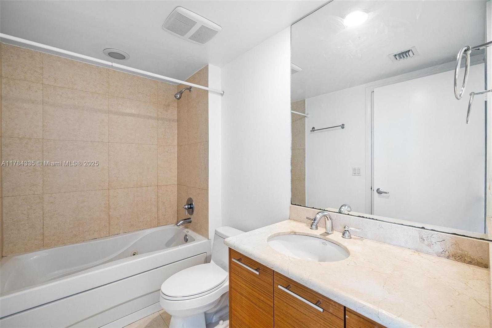Small Image of 50 BISCAYNE BLVD #1707, Miami Number 5