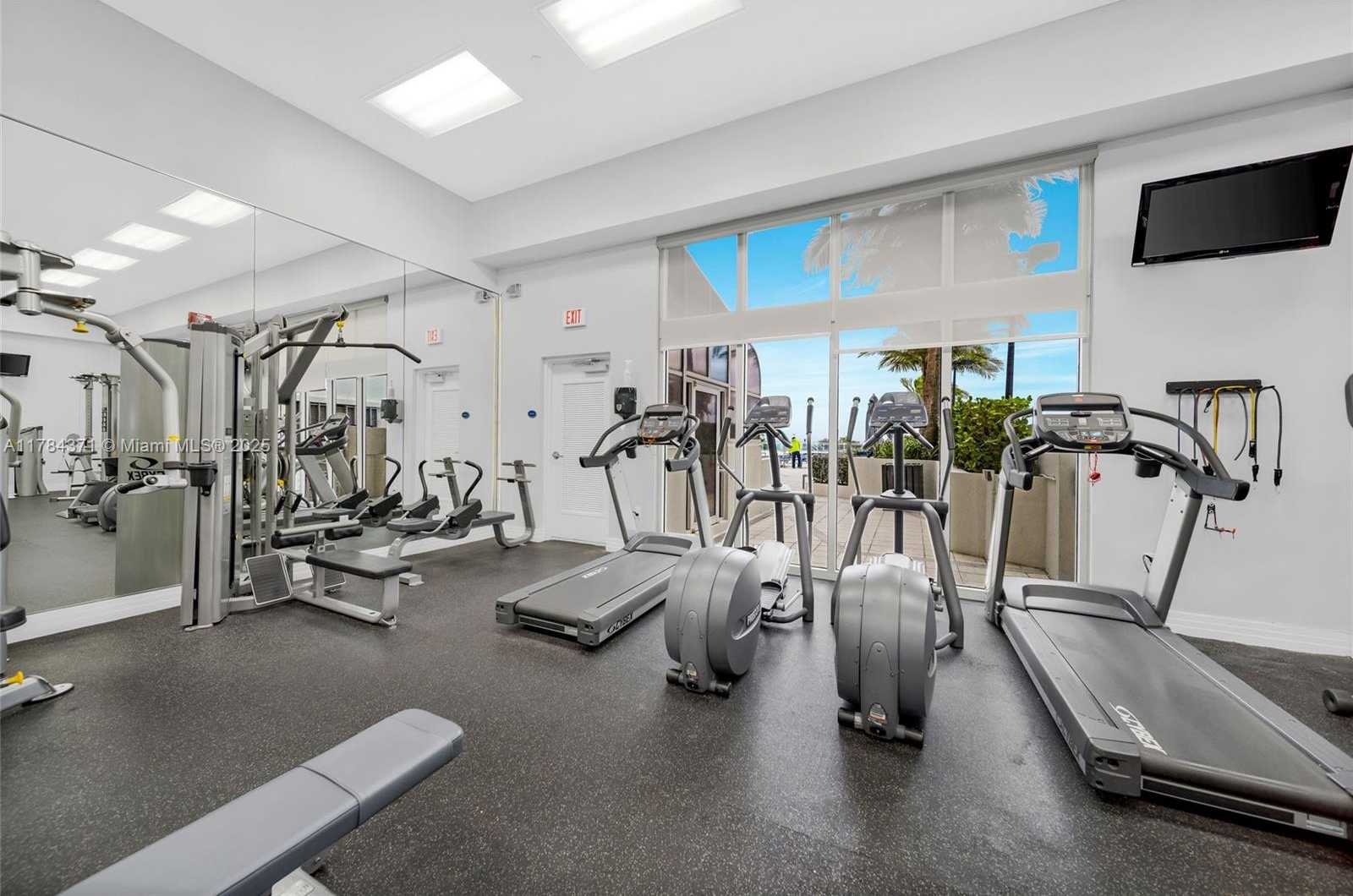 Small Image of 6917 COLLINS AVE #1409, Miami Beach Number 23