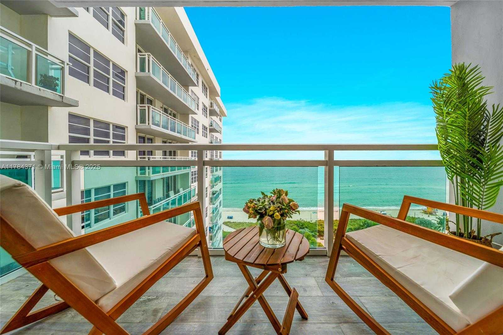 Small Image of 6917 COLLINS AVE #1409, Miami Beach Number 3