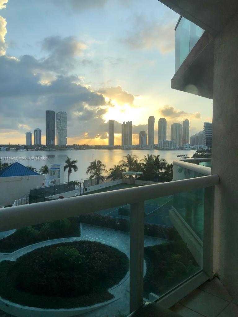 Small Image of 3370 HIDDEN BAY DR #712, Aventura Number 10