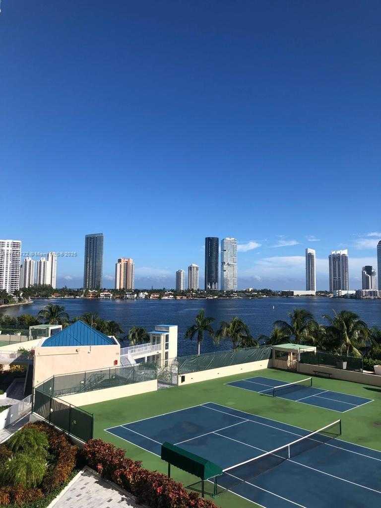 Small Image of 3370 HIDDEN BAY DR #712, Aventura Number 2