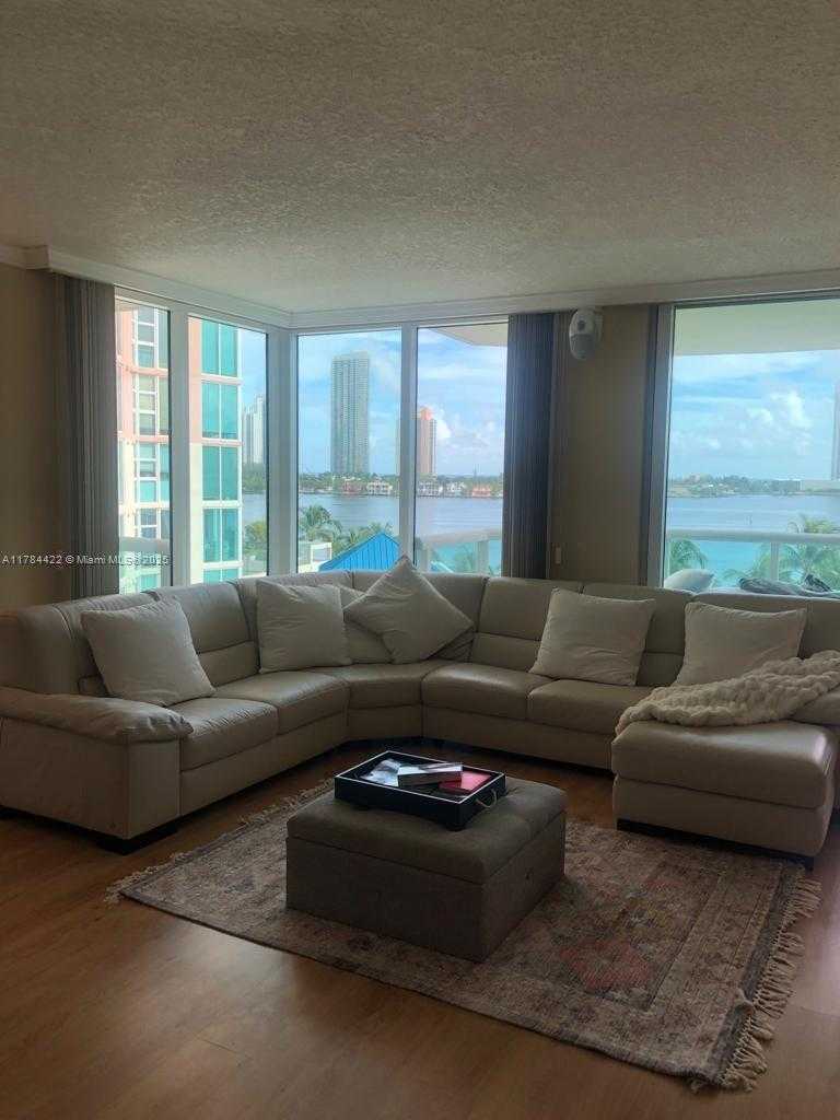 Small Image of 3370 HIDDEN BAY DR #712, Aventura Number 5