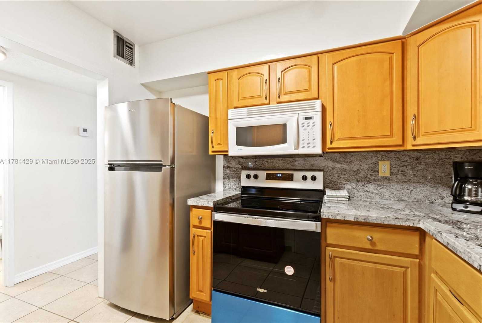 Small Image of 3725 SOUTH OCEAN DR #921, Hollywood Number 12