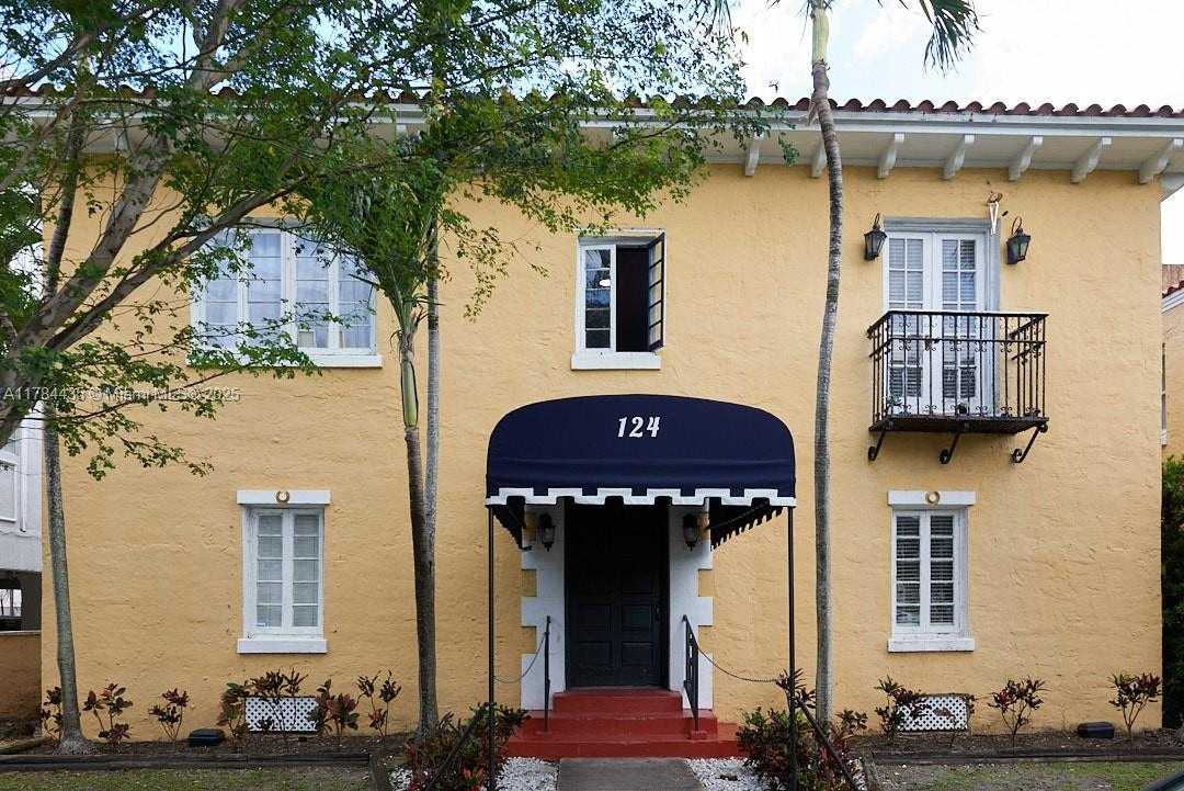 Small Image of 124 MENDOZA AVE #3, Coral Gables Number 10