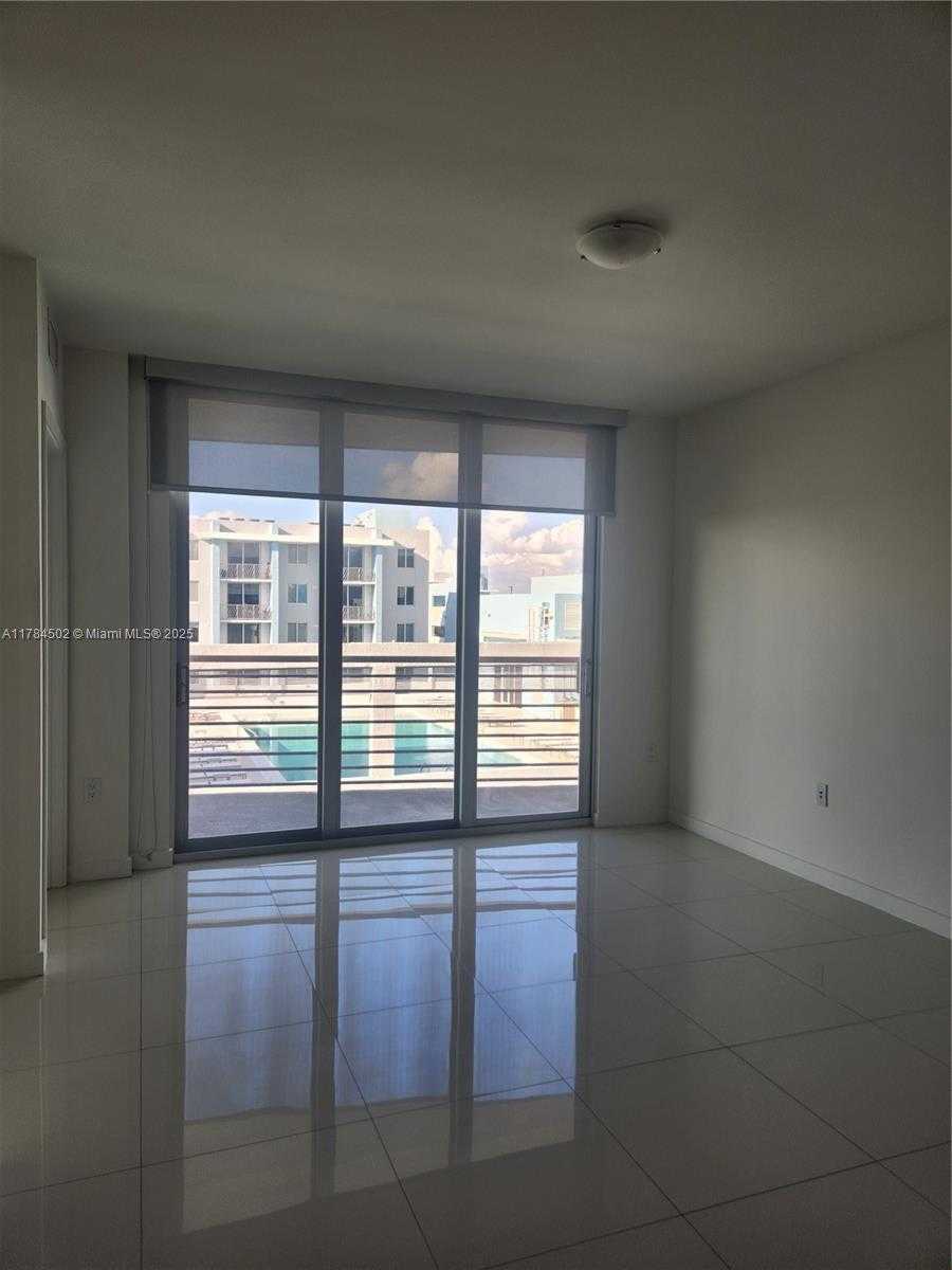Small Image of 7875 NORTH WEST 107TH AVE #711, Doral Number 5