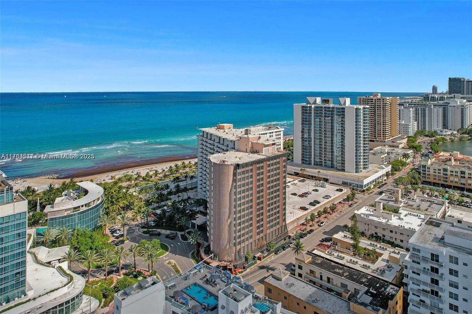 Small Image of 2899 COLLINS AVE #1146, Miami Beach Number 8