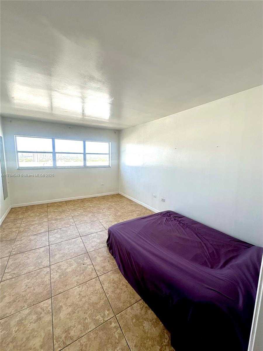 Small Image of 1881 WASHINGTON AVE #11H, Miami Beach Number 13