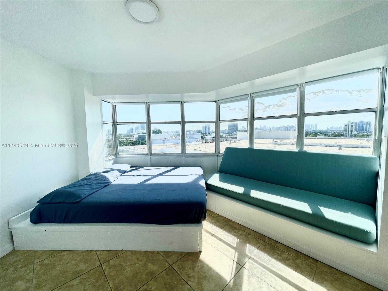 Small Image of 1881 WASHINGTON AVE #11H, Miami Beach Number 7
