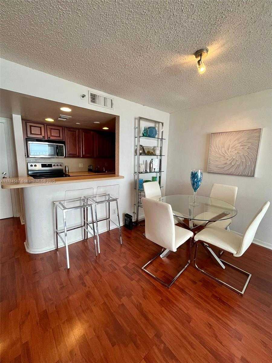 Small Image of 770 CLAUGHTON ISLAND DR #1908, Miami Number 9