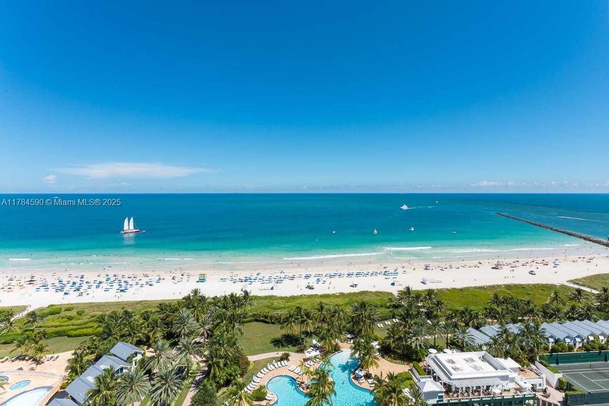 Small Image of 50 SOUTH POINTE DR #503, Miami Beach Number 3