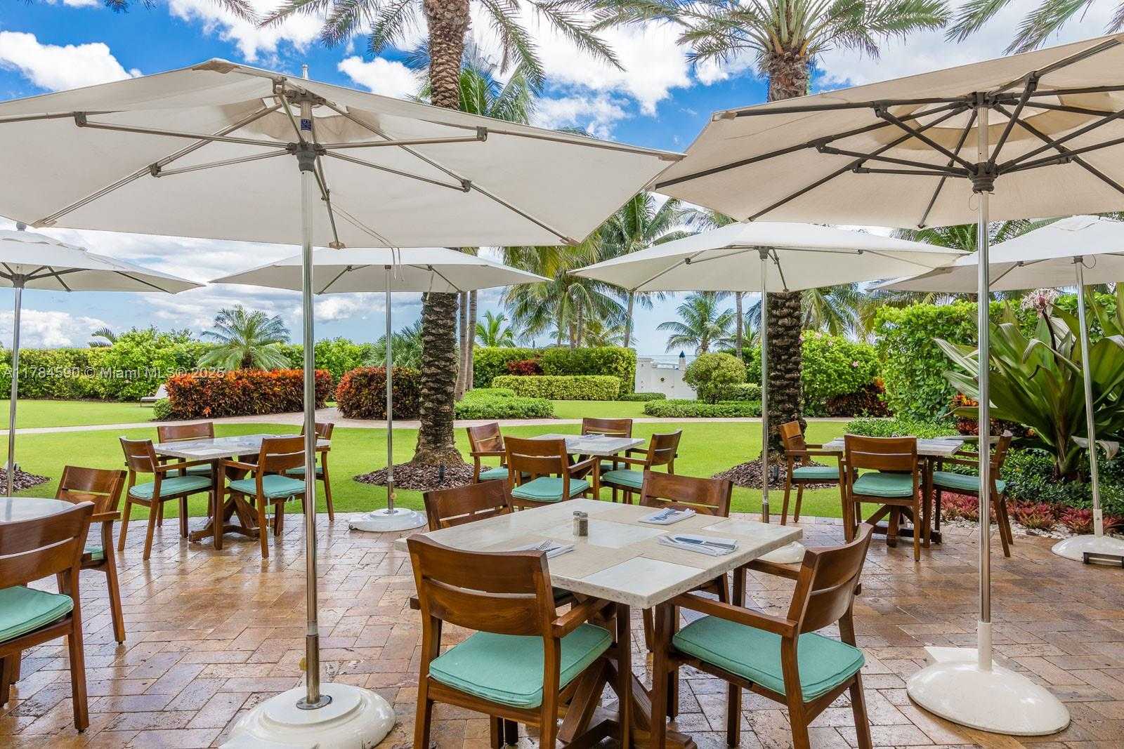 Small Image of 50 SOUTH POINTE DR #503, Miami Beach Number 7