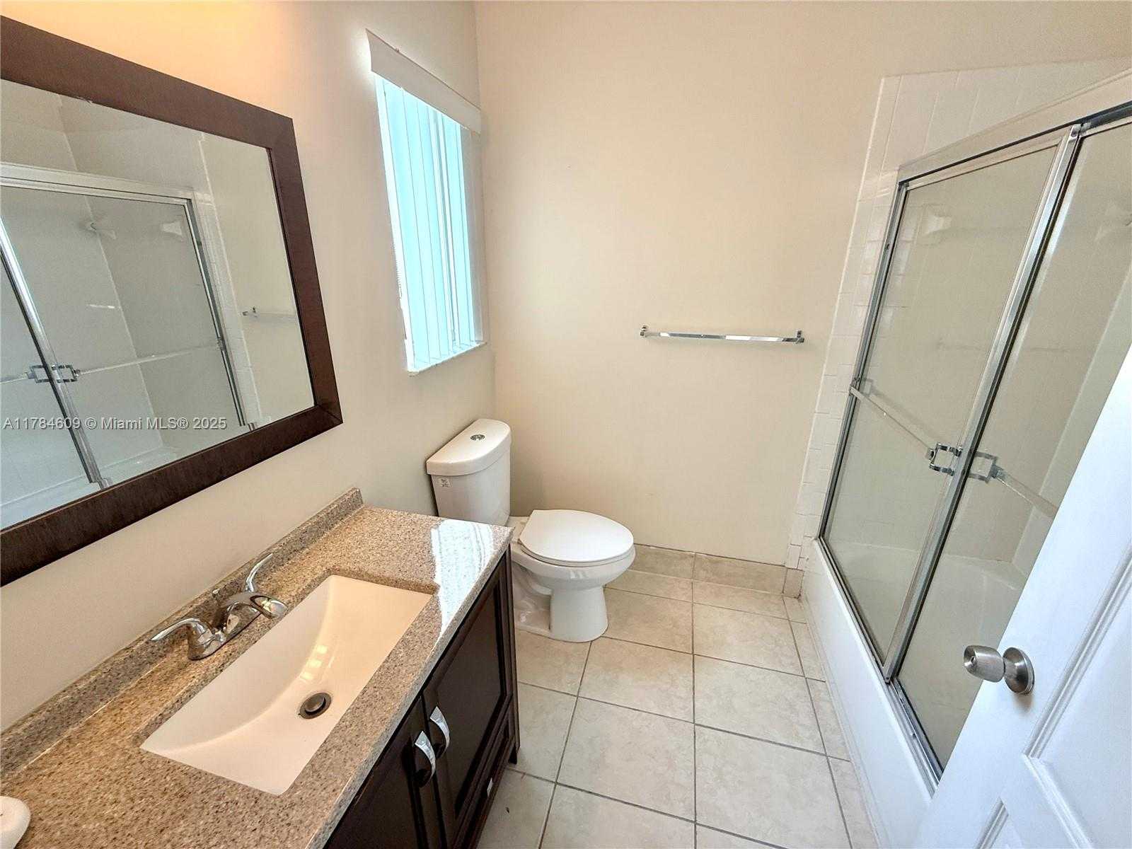 Small Image of 13922 SOUTH WEST 172ND TER #13922, Miami Number 4