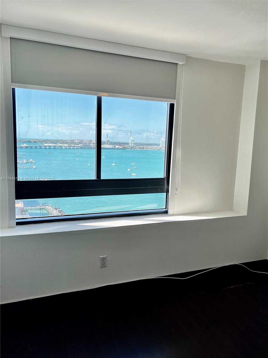 Small Image of 1330 WEST AVE #1604, Miami Beach Number 13