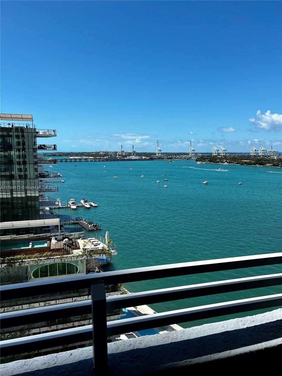 Small Image of 1330 WEST AVE #1604, Miami Beach Number 7