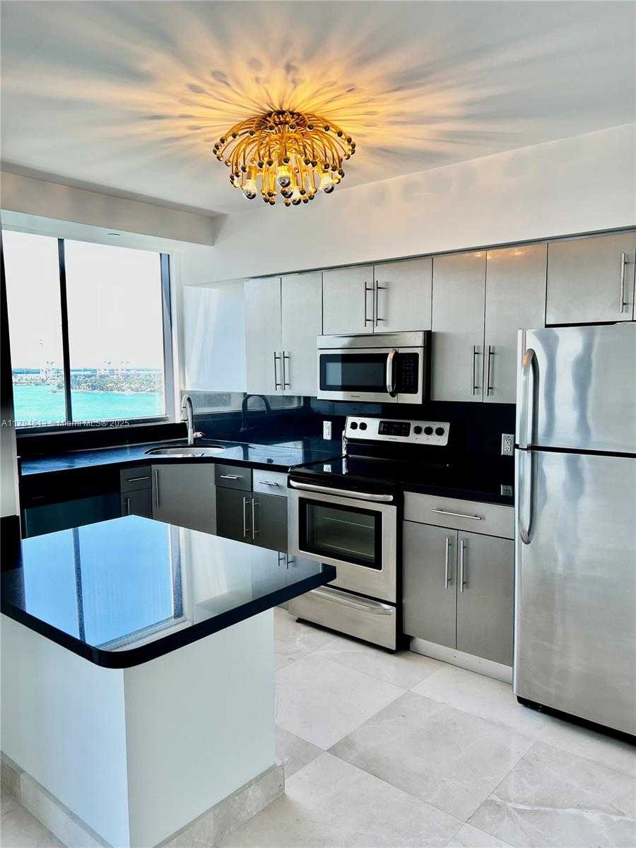 Small Image of 1330 WEST AVE #1604, Miami Beach Number 9
