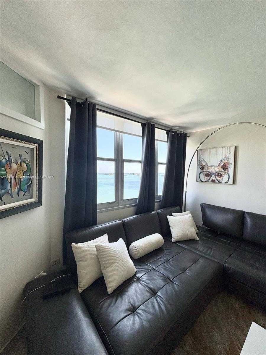 Small Image of 905 BRICKELL BAY DR #1930, Miami Number 16