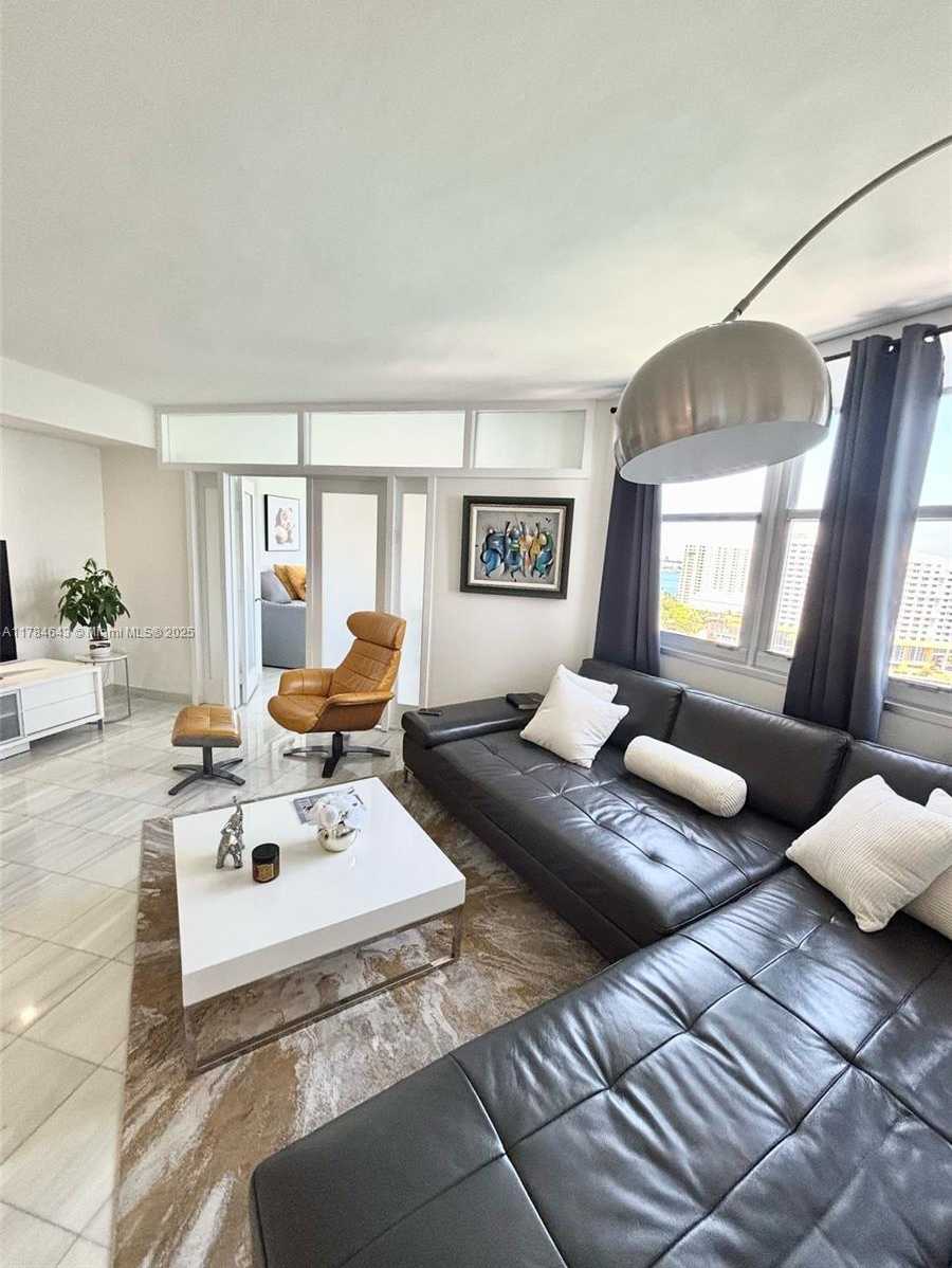 Small Image of 905 BRICKELL BAY DR #1930, Miami Number 20