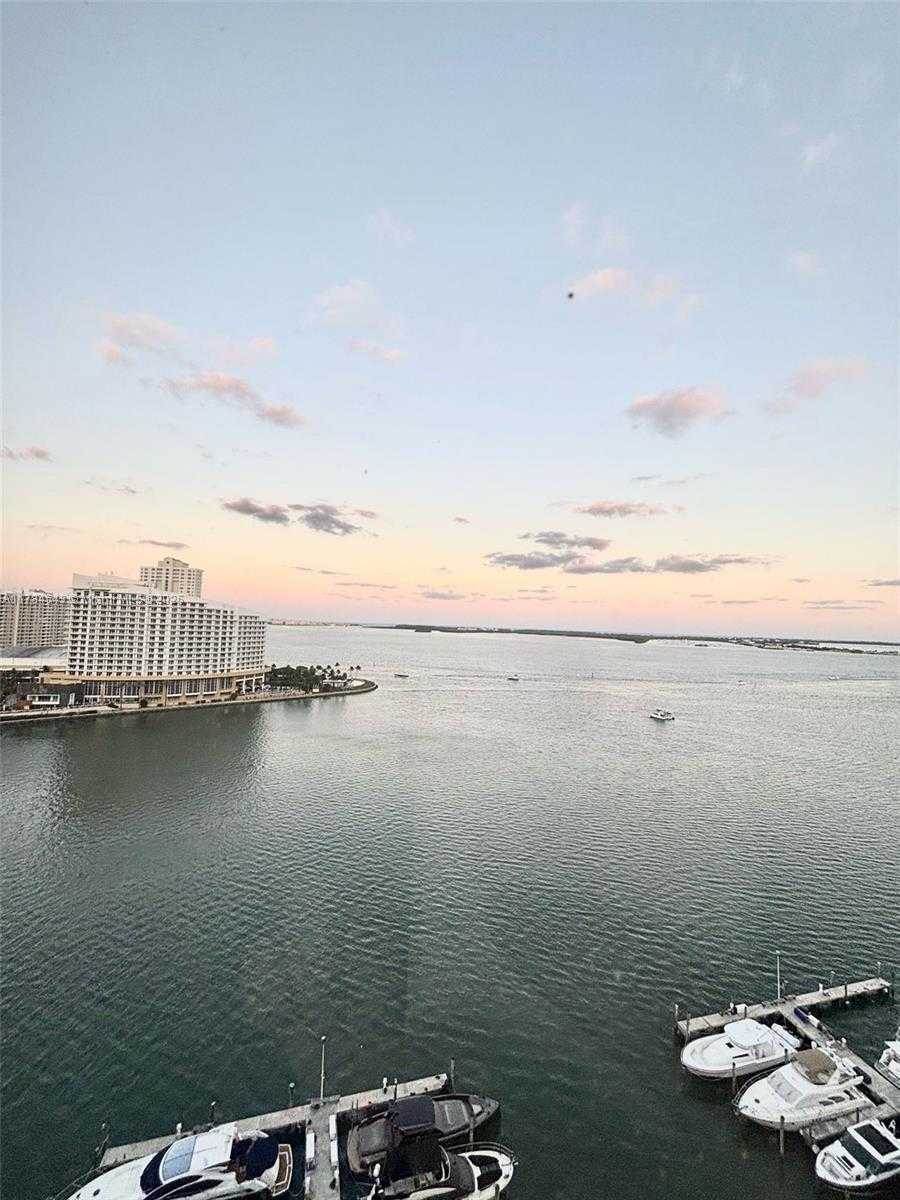 Small Image of 905 BRICKELL BAY DR #1930, Miami Number 5