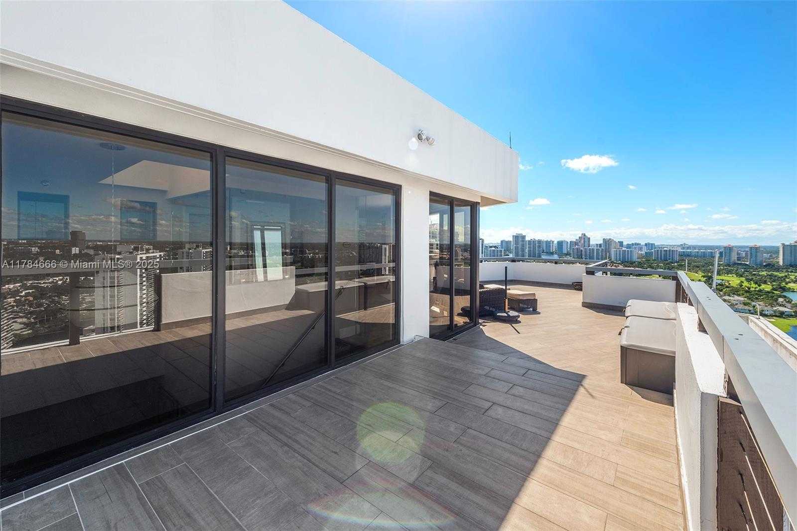Small Image of 20281 EAST COUNTRY CLUB DR #PH7, Aventura Number 29