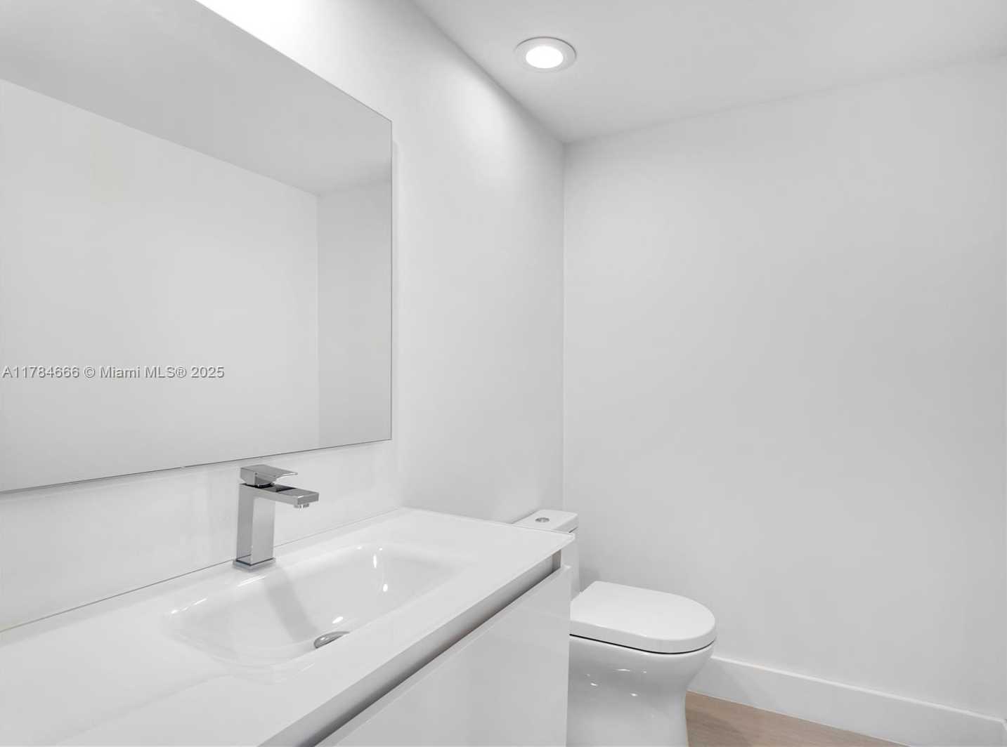 Small Image of 20281 EAST COUNTRY CLUB DR #PH7, Aventura Number 47
