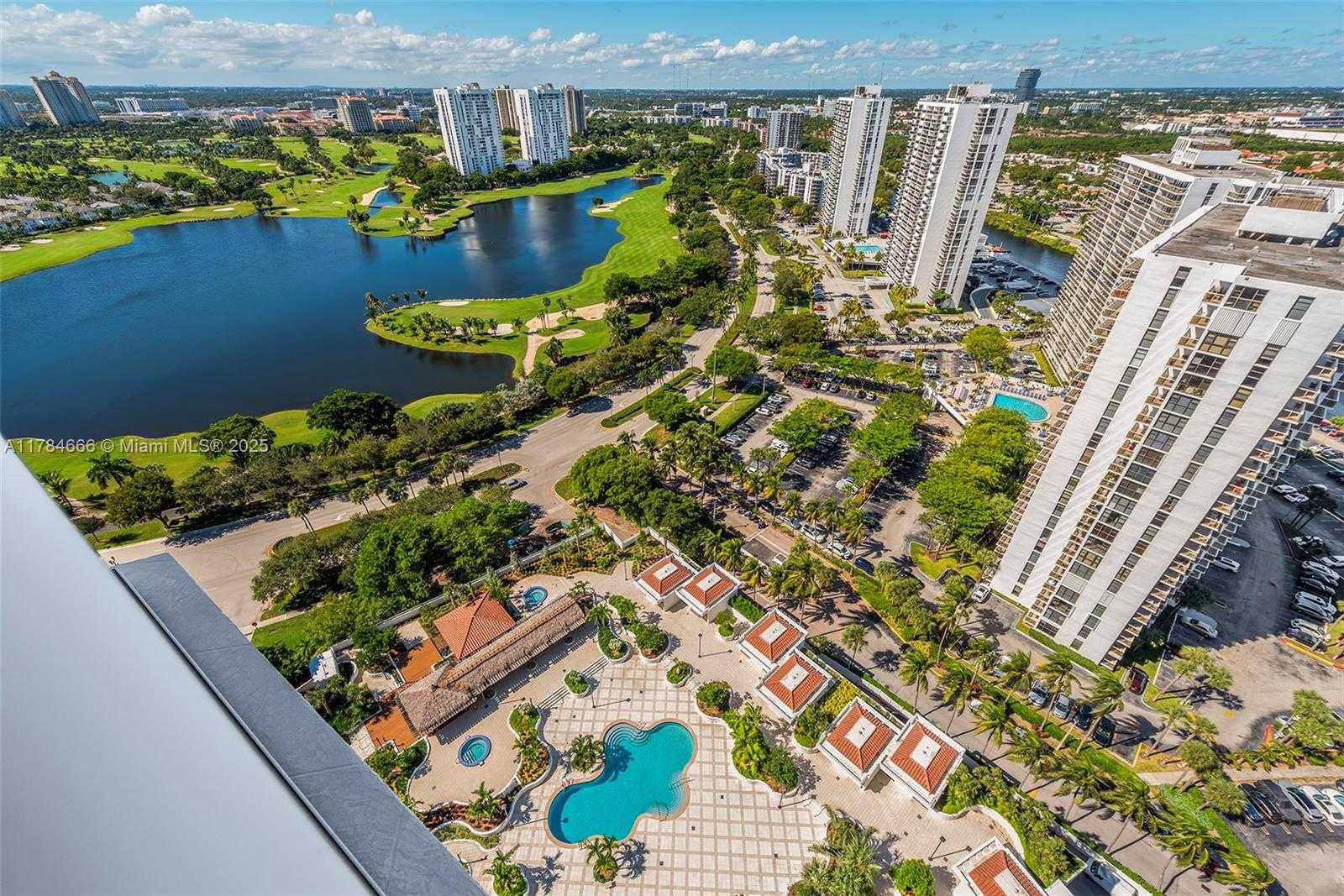 Small Image of 20281 EAST COUNTRY CLUB DR #PH7, Aventura Number 8