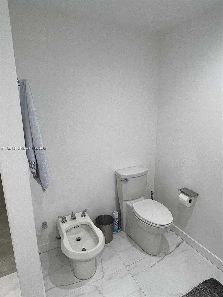 Small Image of 9805 NORTH WEST 52ND ST #512, Doral Number 14