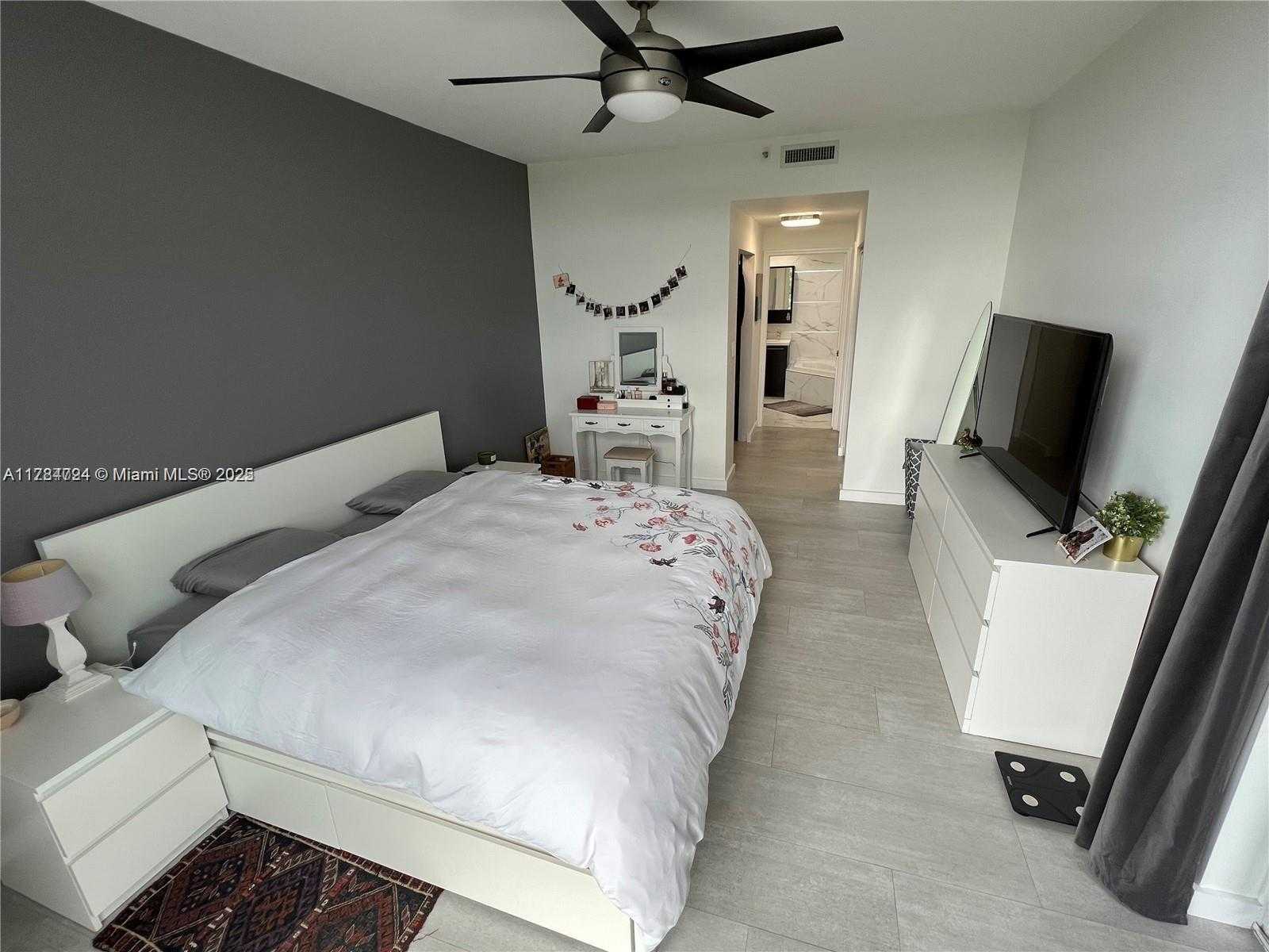 Small Image of 9805 NORTH WEST 52ND ST #512, Doral Number 17